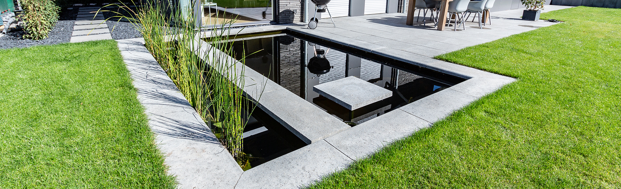 Garten und Landschaftsbau Bocholt Innovatio Koibecken Wasser im Garten