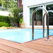 eingefasster Pool, Bankirai Terrasse, Schwimmingpool Bocholt, Garten mit Pool, Boho Garten, Pool Ibiza style